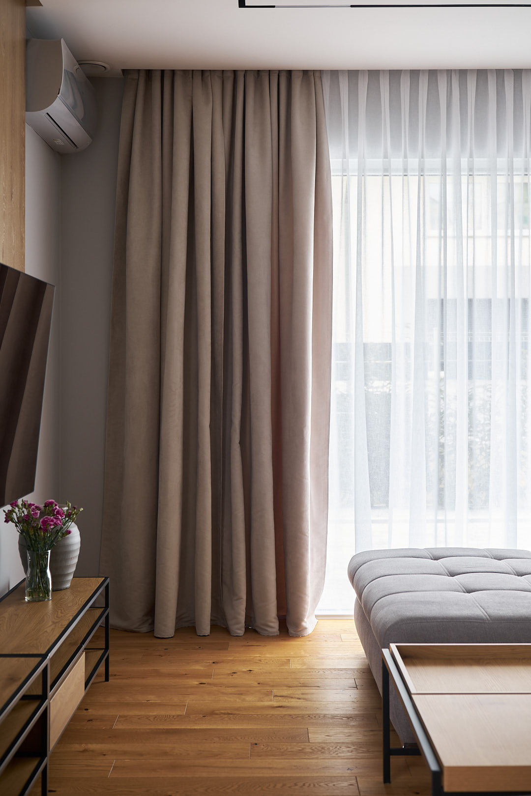 Firany i zaslony w salonie