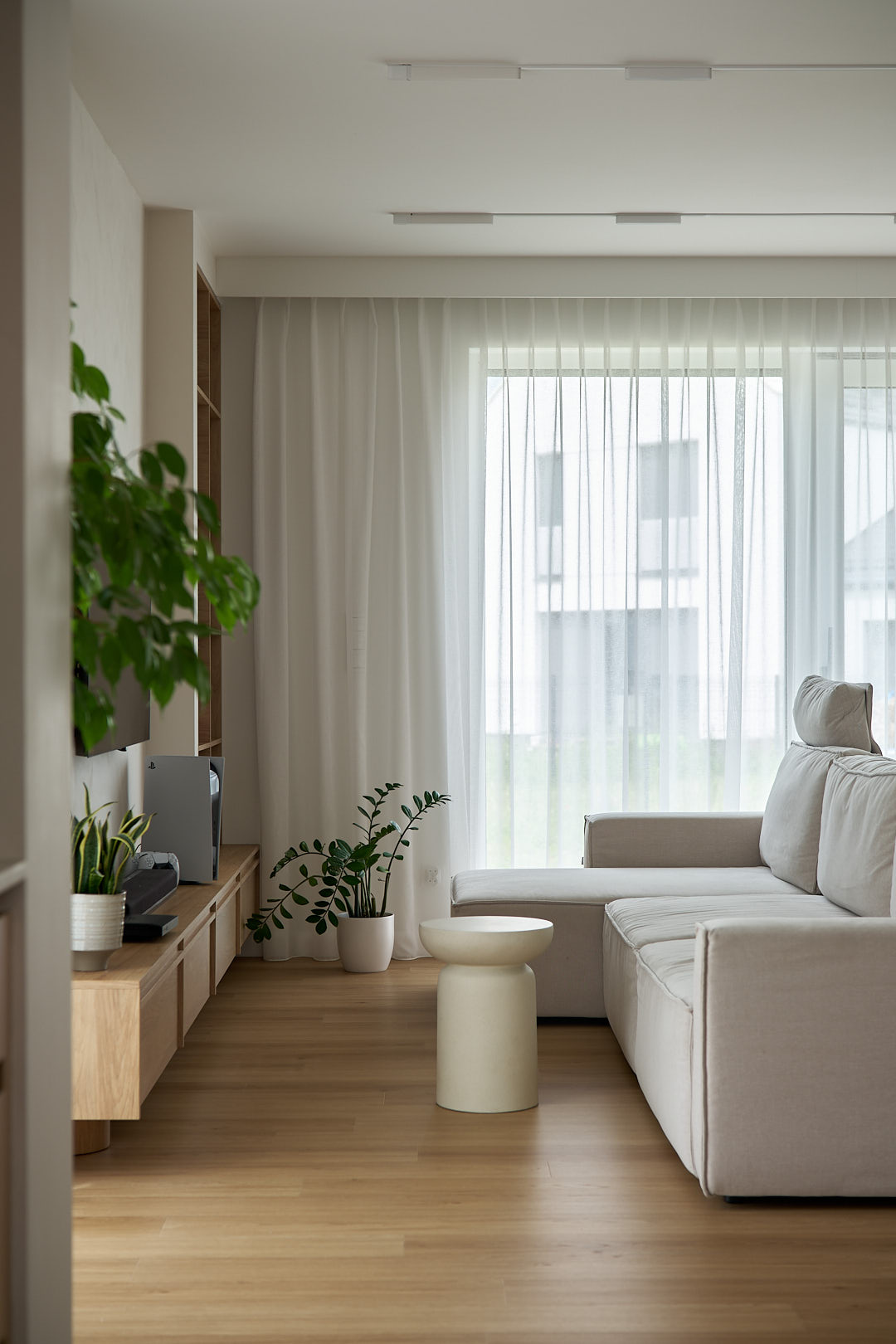 firana flex1 w salonie z tv